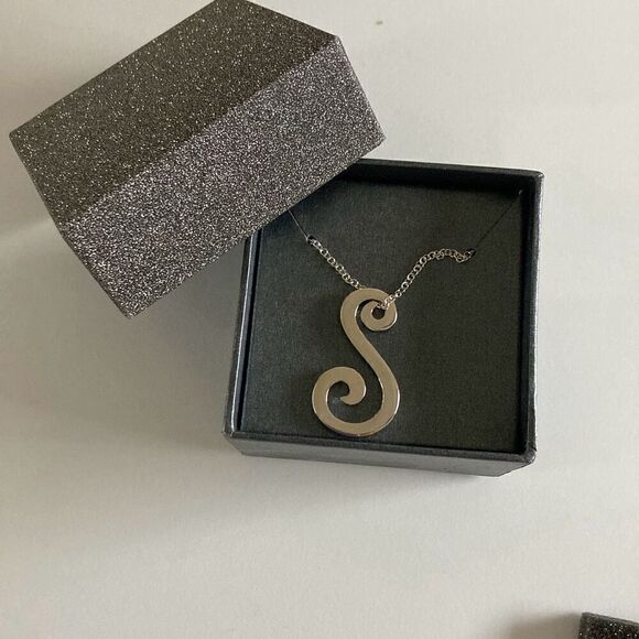 Initial Necklace Silver Letter S Pendant - Picture 1 of 5